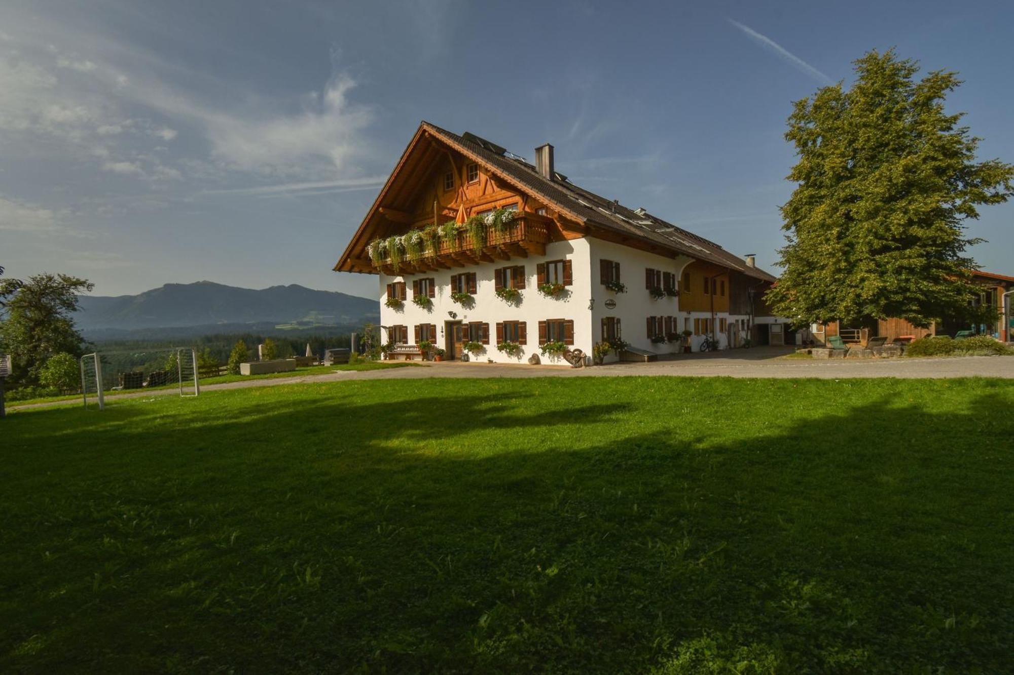 Biohof-Rechenmacher Uffing Exterior photo